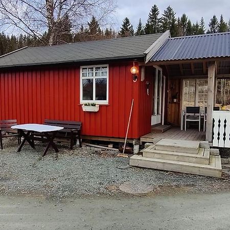 Idyllisk Minihus I Landlige Omgivelser - Med 5 Sengeplasser Og Parkering Åsen Exteriör bild